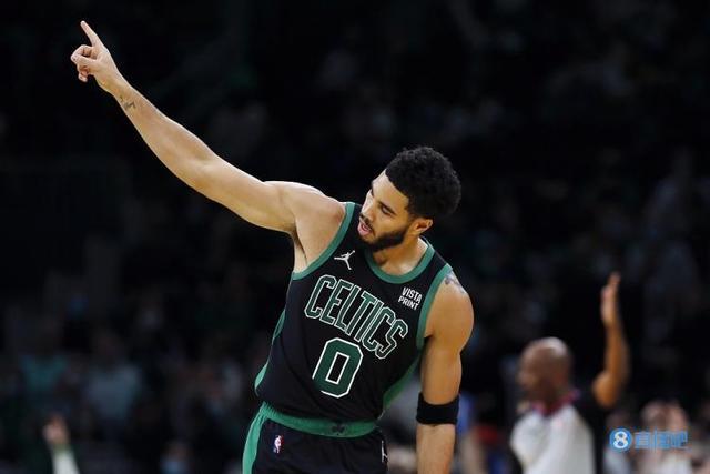 上轮下蛋导致丢球！官方：大阪钢巴门将一森纯拇指骨折